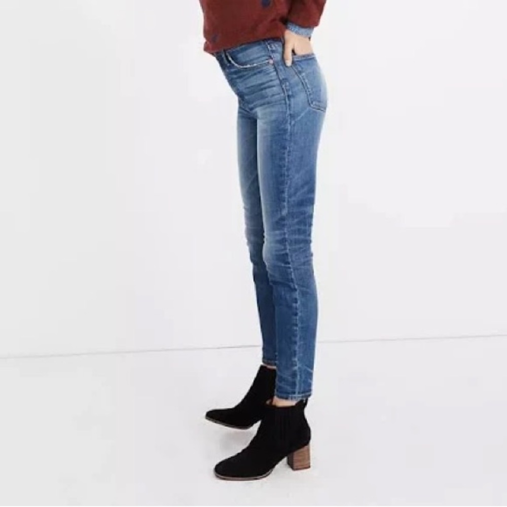 Rivet & Thread High Rise Jeans - Picture 2 of 6